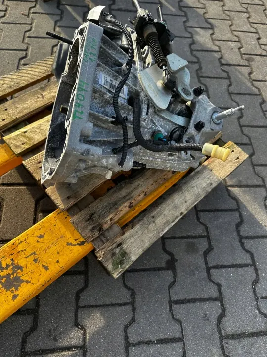 Caja de cambios manual Renault OE OEM TL4094 - 55k km image 3