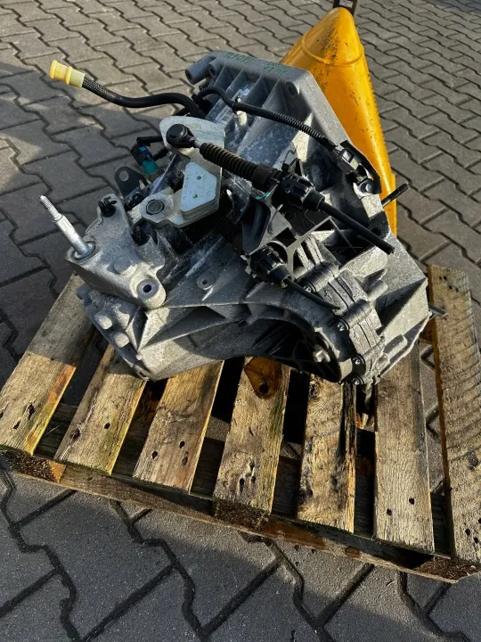 Caja de cambios manual Renault OE OEM TL4094 - 55k km image 4