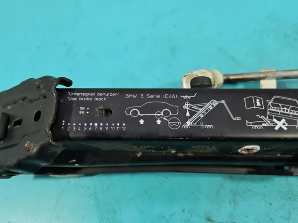 Macaco Trapezoidal BMW E46 - Peça OEM Usada image 6