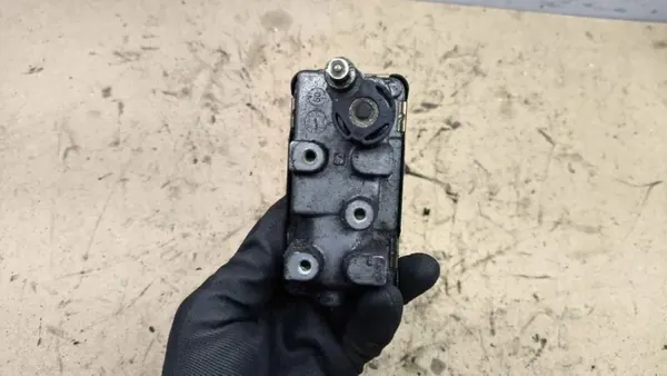 Turboahdin OEM 6NW009660 BMW 7-sarja 3.0L Diesel image 5