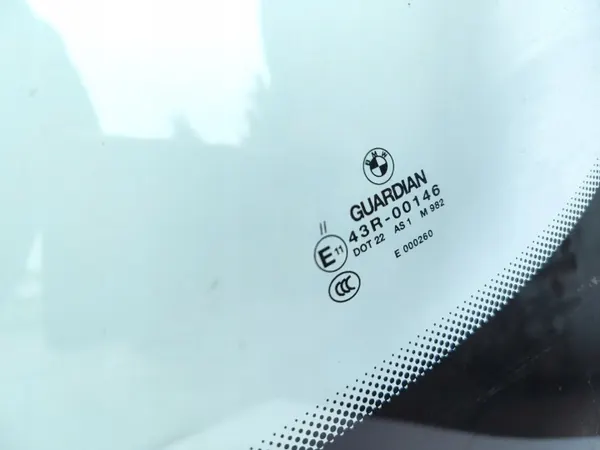 Used BMW OE Front Windshield for X3 E83 image 7
