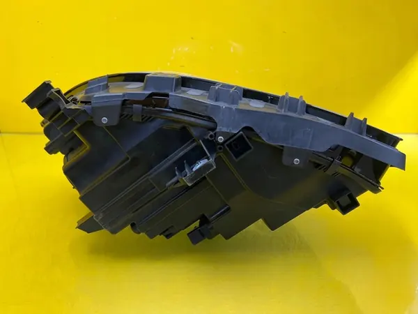 Rechter Koplamp Mercedes GLA X156 H7 A1569061200 image 4