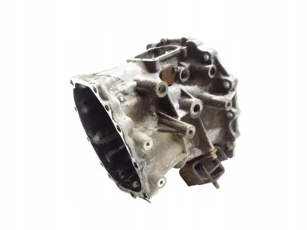 Caixa de câmbio manual OEM 0011_part-00982 Nissan Patrol image 2