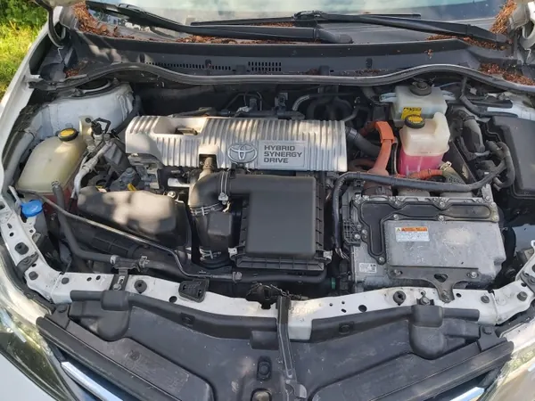 Toyota Auris II 1.8 Hybride Katalysator OEM image 5