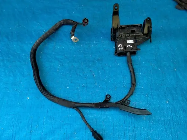 Audi Q7 4M Pyroteknisk Säkring OEM 4K0941823H image 2