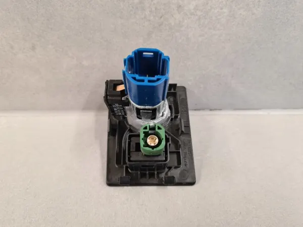 Skoda Superb III USB-Zigarettenanzünder OEM 5Q0919341 image 4