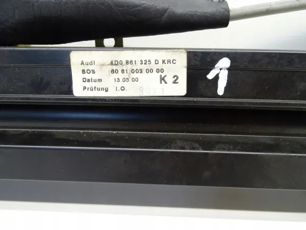 Audi S8 A8 D2 Heckfenster Elektrischer Rollo OEM 4D0861325D image 7