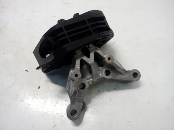 Support moteur OEM 9834135980 pour Peugeot 208 1.2 THP image 2