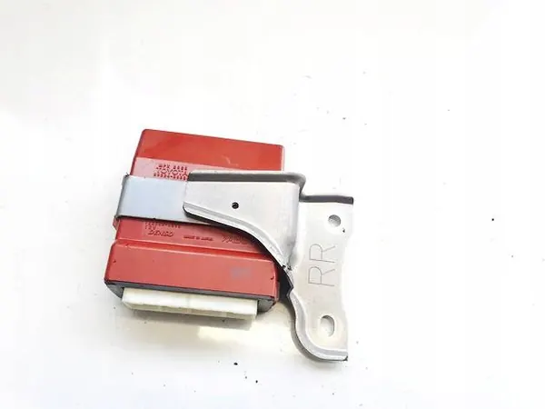 Module de contrôle de porte OEM 8922430080 Lexus GS image 2