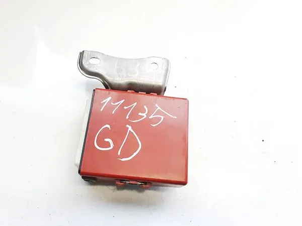 Module de contrôle de porte OEM 8922430080 Lexus GS image 3