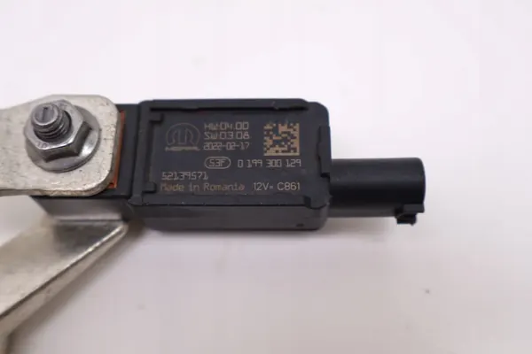 Borne négative batterie Fiat 500E OEM 52139571 image 3