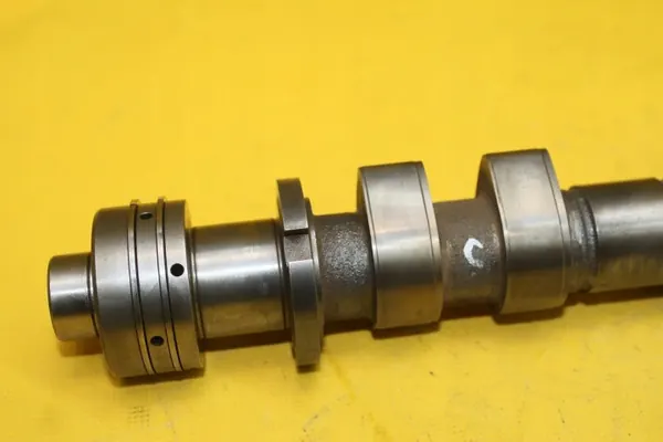 Inlaat-nokkenas OEM 30731102 voor Volvo V60 S60 image 4