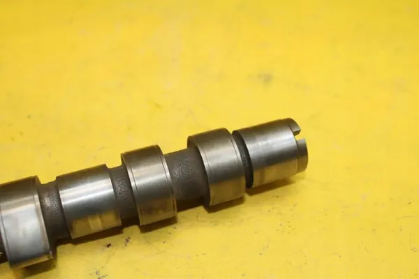 Inlaat-nokkenas OEM 30731102 voor Volvo V60 S60 image 7