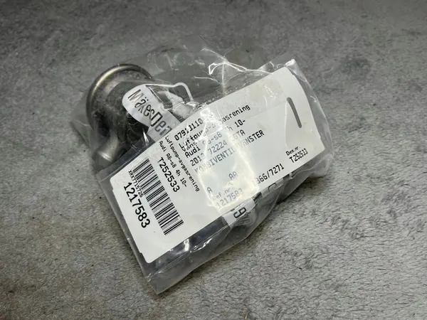 EGR-venttiili Audi A8 S8 D4 4H image 2