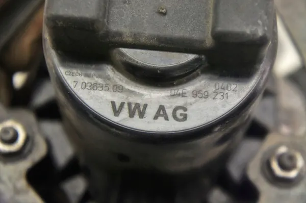 UL217 VW Passat B8 1.8TSI Bomba de Ar Secundária image 6