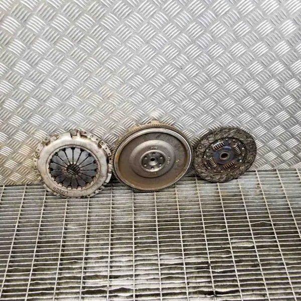 Kit de embreagem KIA SPORTAGE (QL) 1.6L 2019 OEM 4110026150 image 3