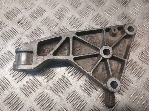 Vaihteiston tuki Opel Astra H 13174501 image 2