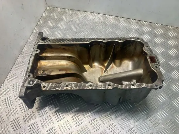Cárter de óleo OEM 55562727 para Opel Astra J Insignia image 2