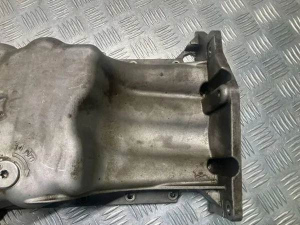 Cárter de óleo OEM 55562727 para Opel Astra J Insignia image 10