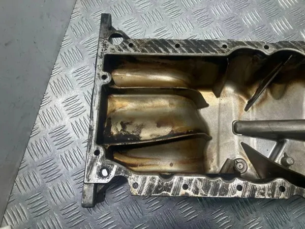 Cárter de óleo OEM 55562727 para Opel Astra J Insignia image 4