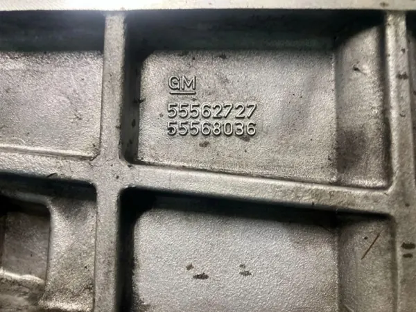 Cárter de óleo OEM 55562727 para Opel Astra J Insignia image 5