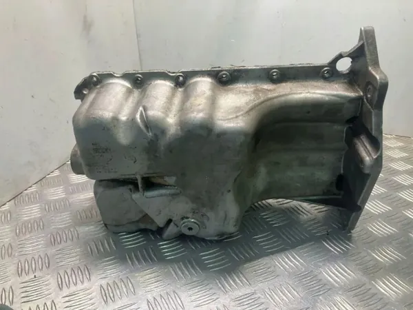 Cárter de óleo OEM 55562727 para Opel Astra J Insignia image 7