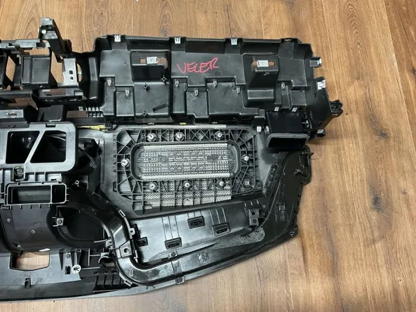 Salpicadero OEM J8A204320 para Land Rover Range Rover Velar image 7