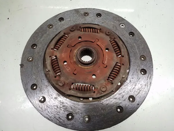 1999 Volkswagen PASSAT B5 Conjunto de embreagem 028141035M image 10