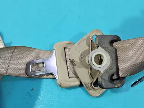 Left Rear Seat Belt - Toyota Land Cruiser 120 J120 image 4
