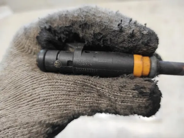 Inyector BMW 7 E65 E66 01-3.6 N62 7506924 image 3