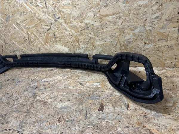 Porsche Taycan Frontstoßstangenabsorber OEM 9J1807549 image 5