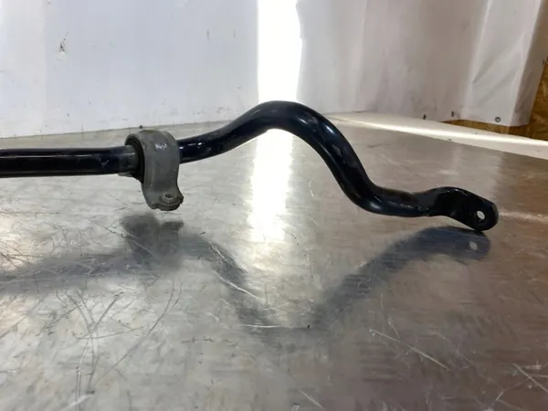 Polestar 2 Frontstabilisator OEM 32281623 - Gebraucht image 3