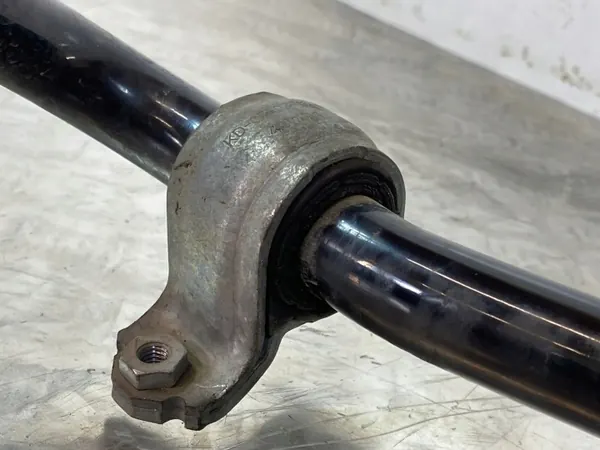 Polestar 2 Frontstabilisator OEM 32281623 - Gebraucht image 5