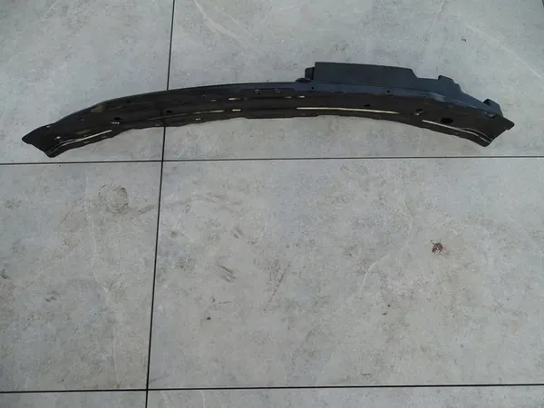 Dacia Sandero III Poutre de Pare-chocs Avant 752423018R image 6