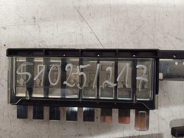 Sicherung OEM 1879001316 - Gebrauchtes Hyundai OE Teil image 3