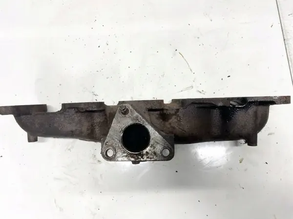 Colector de escape OEM aw400 para Nissan Primera 2.2L image 3
