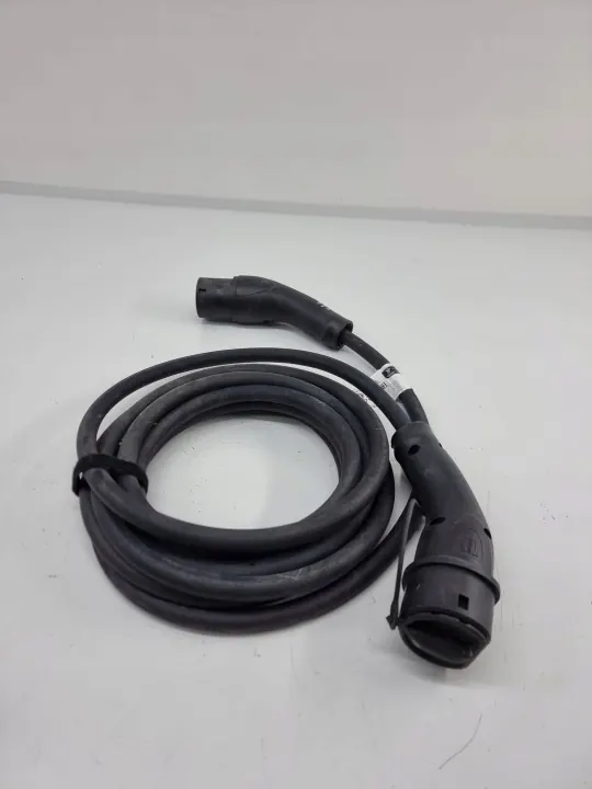 Câble de charge Porsche OE pour véhicule électrique - Occasion image 2