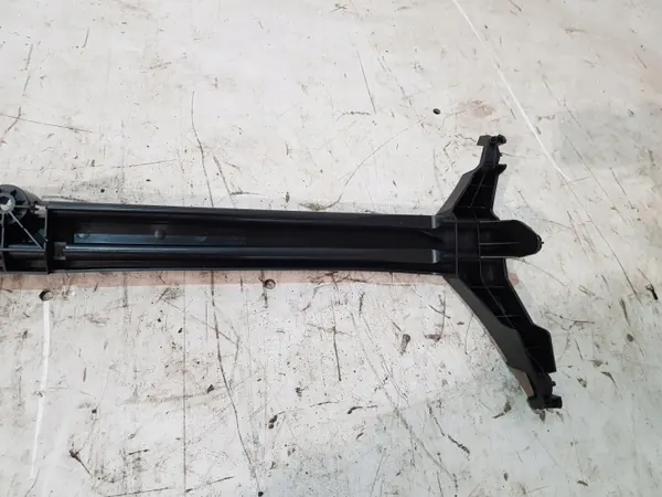 Volvo XC60 I Bagageutrymmeskena Vänster OEM 31271583 image 7