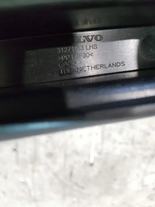 Volvo XC60 I Bagageutrymmeskena Vänster OEM 31271583 image 8