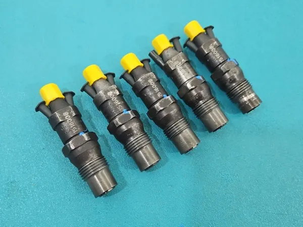 Injector OEM KCA30S44 para VW Transporter T4 2.4D image 2