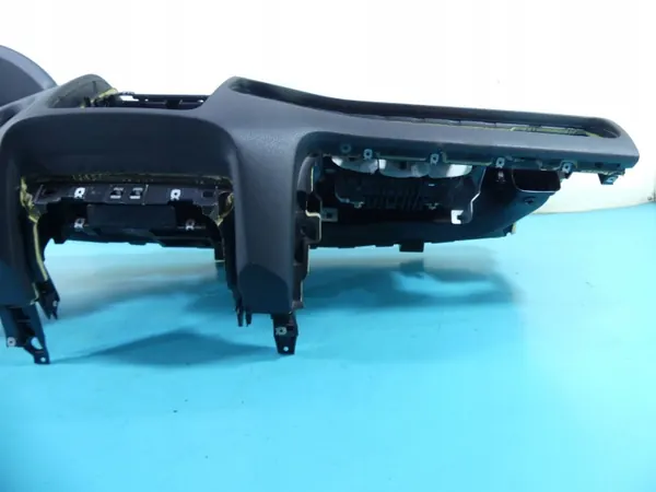 Dashboardconsole OEM 7P1819633A voor VW Touareg II image 3