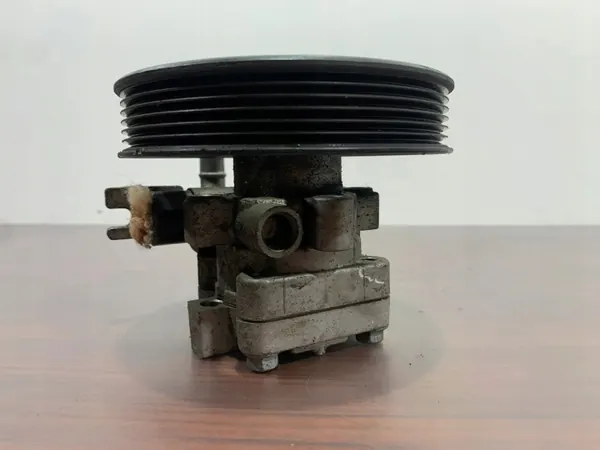Pompe de direction assistée Kia Sorento OEM 494D4521 image 4