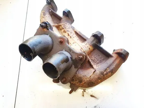Pakoputken keräin OEM 06a253033p VW Golf 1.6L image 3