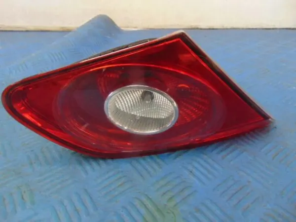 Käytetty Volkswagen Passat CC vasen takaluukun valo OEM 3C8945093D image 2