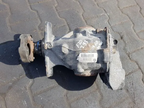 BMW 1 F20 F21 11-14 Heckdiff 2.93 Manuell 7605587 image 2