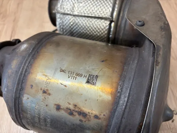 Audi A4 A5 2.0 TDI Katalysator OEM 04L131765BP image 4