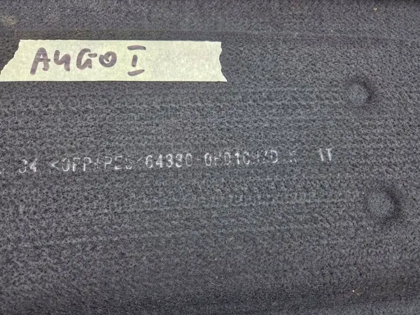 Estante de maletero Toyota Aygo I OEM 64330-0H010 image 8