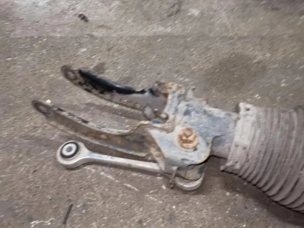 Begagnad fram höger luftfjädring OEM 7L5412022AK Porsche image 5
