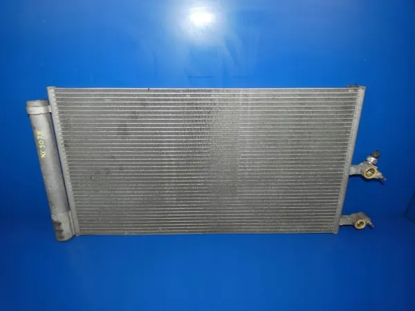 Volvo XC90 II ilmastointikondensaattori OEM 31439826 image 2