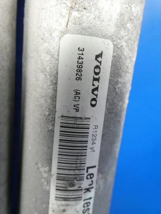 Volvo XC90 II ilmastointikondensaattori OEM 31439826 image 5